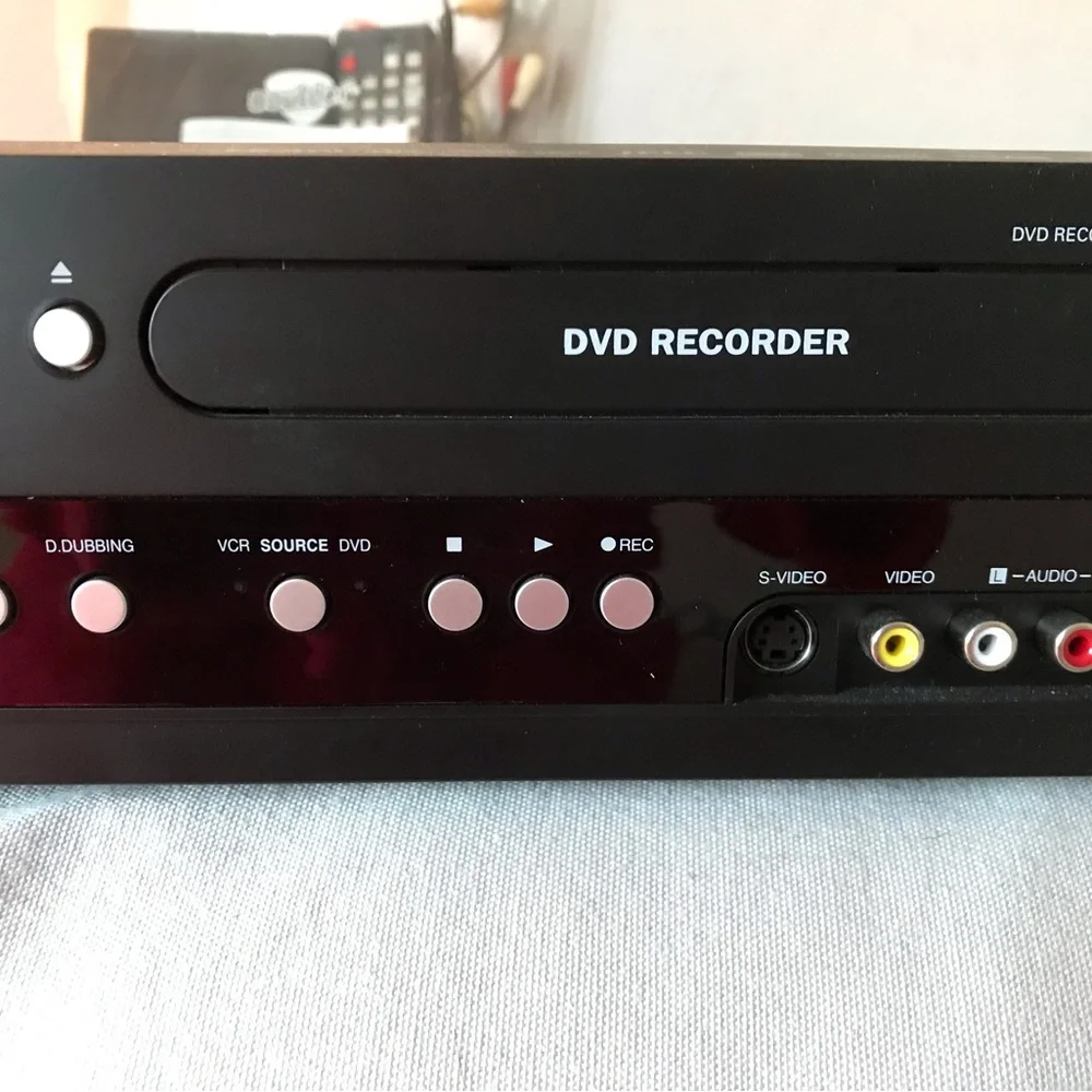 Sanyo VHS to DVD Recorder